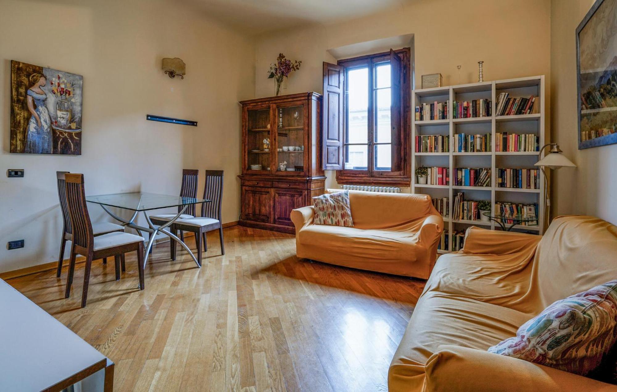 2 Bedroom Cozy In Appartement *